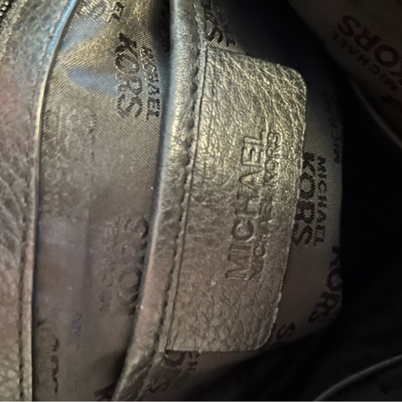 MICHAEL KORS leather purse - Picture 6 of 6